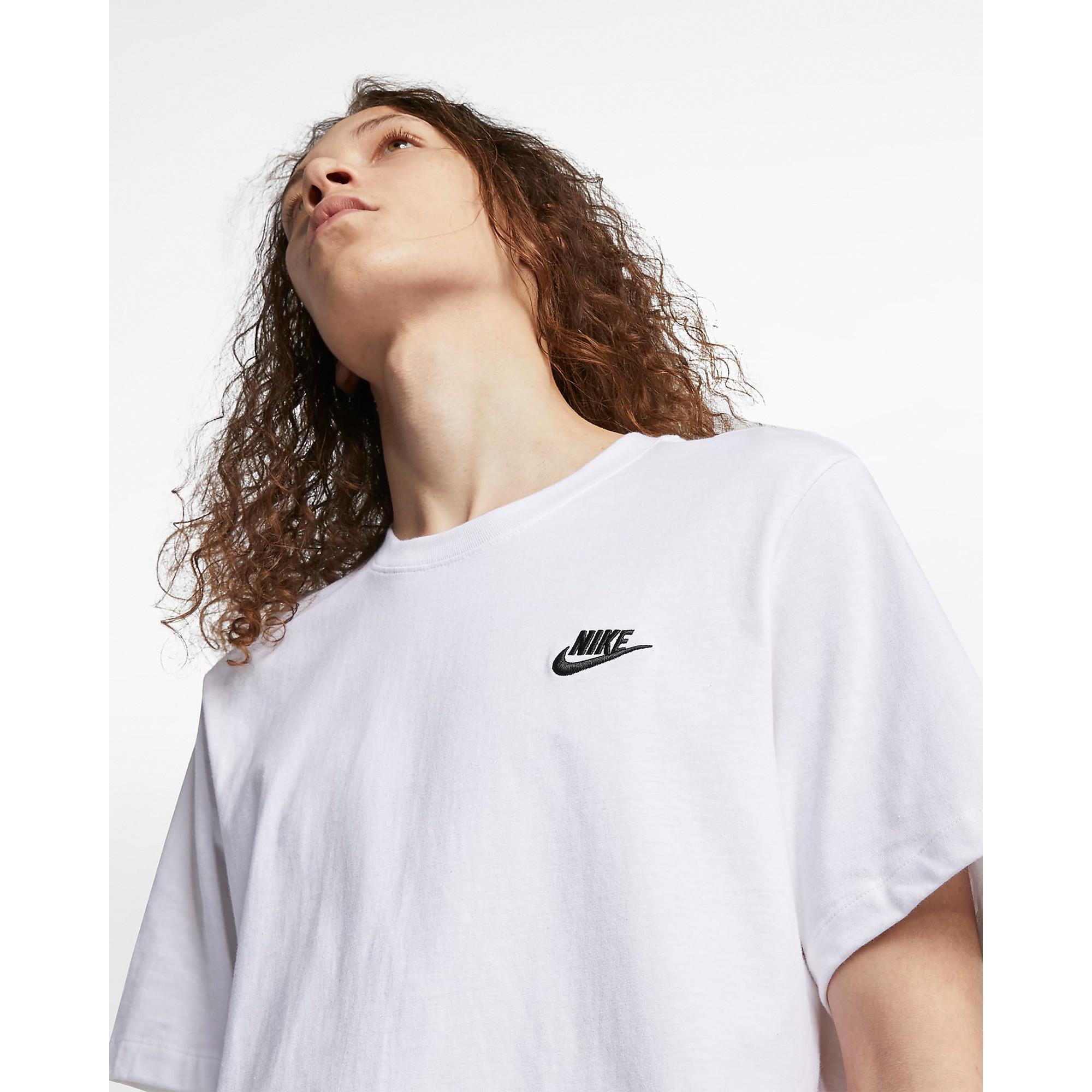 NIKE SPORT INSPIRED\n T-Shirt 