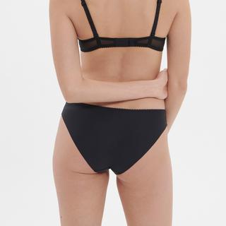 SIMONE PERELE Intrigue Slip Brodé en Maille  