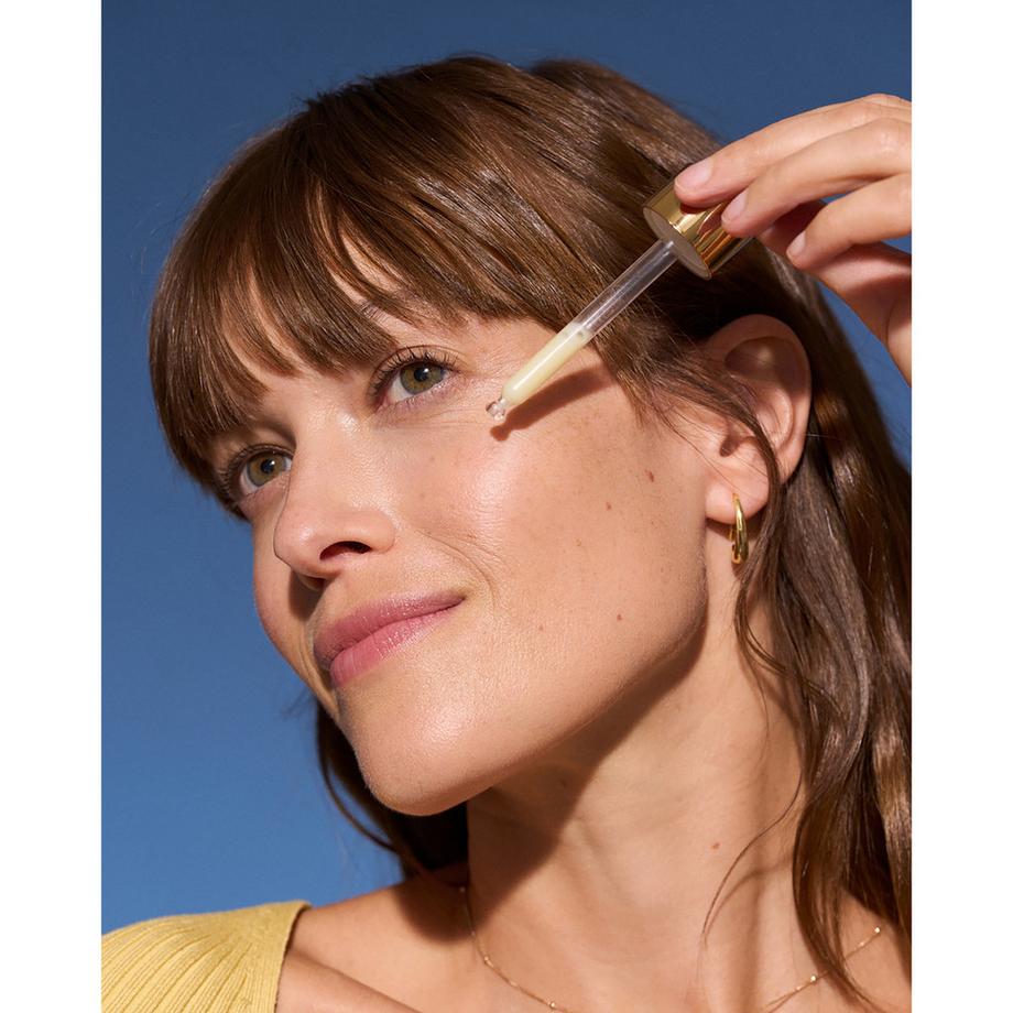 NIVEA  Face Q10 Expert Dual Action Serum 