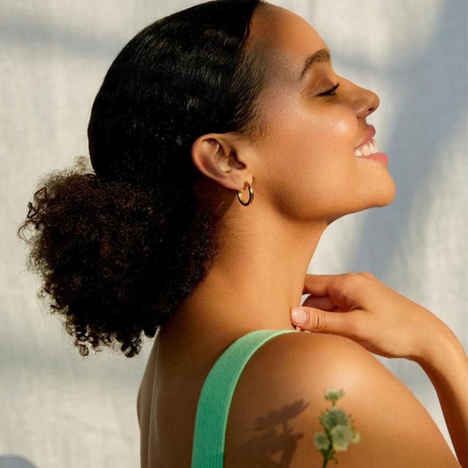 NIVEA  Deo Spray Tropical Sunrise Female 