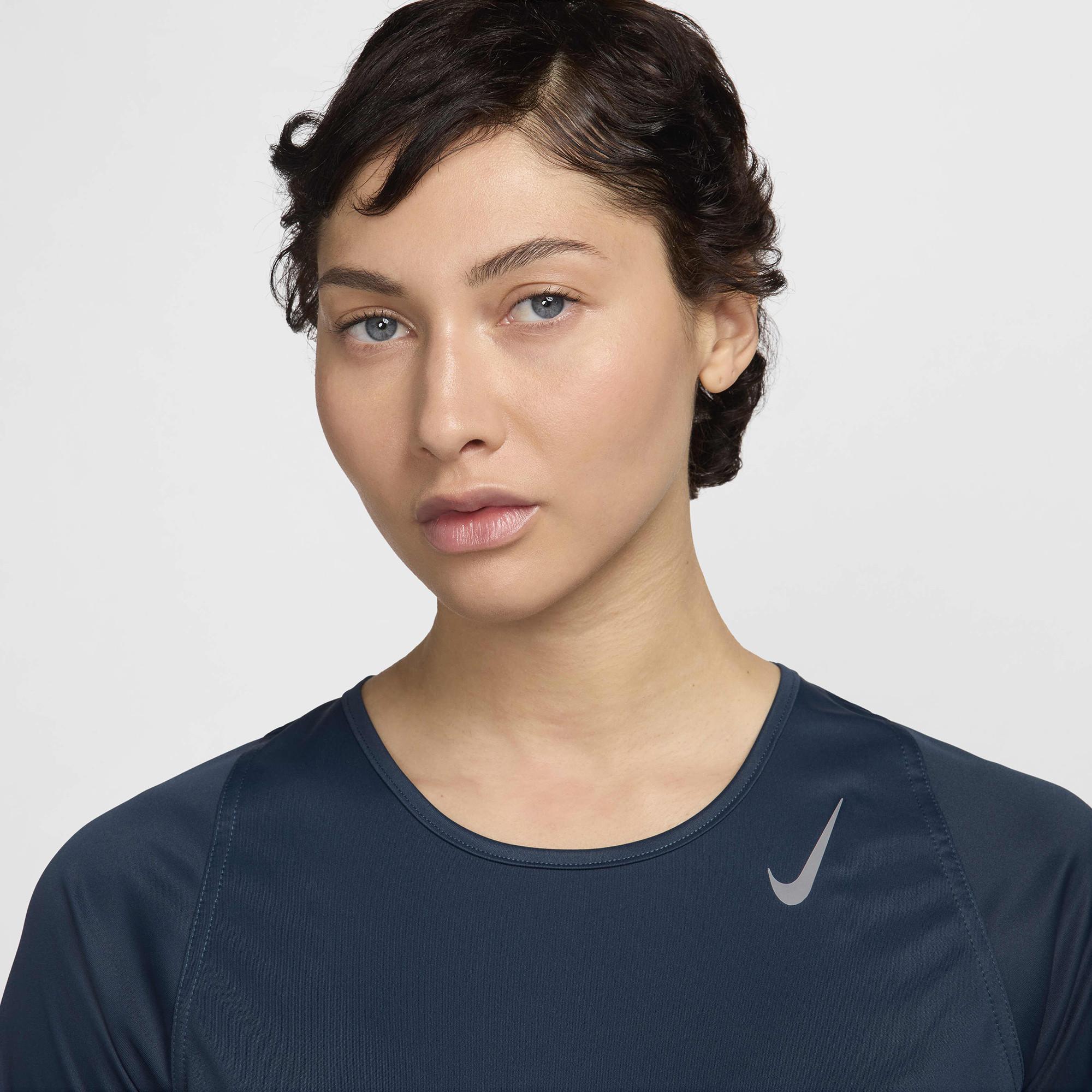 NIKE Race T-shirt 