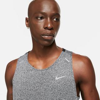 NIKE Rd-TShirt,oA T-shirt, col rond, sans manches 