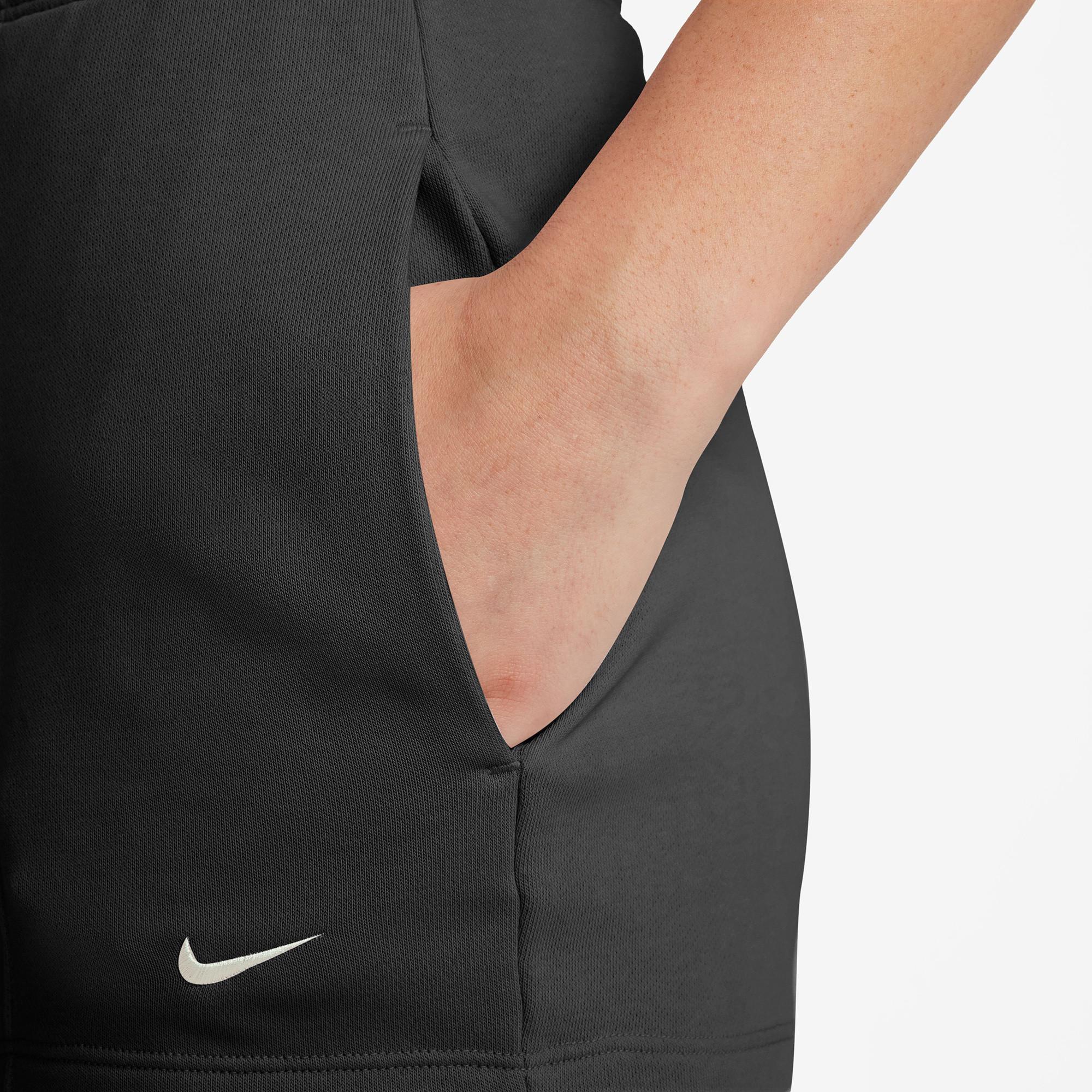 NIKE ShortsRg-Fit Shorts, Regular Fit 