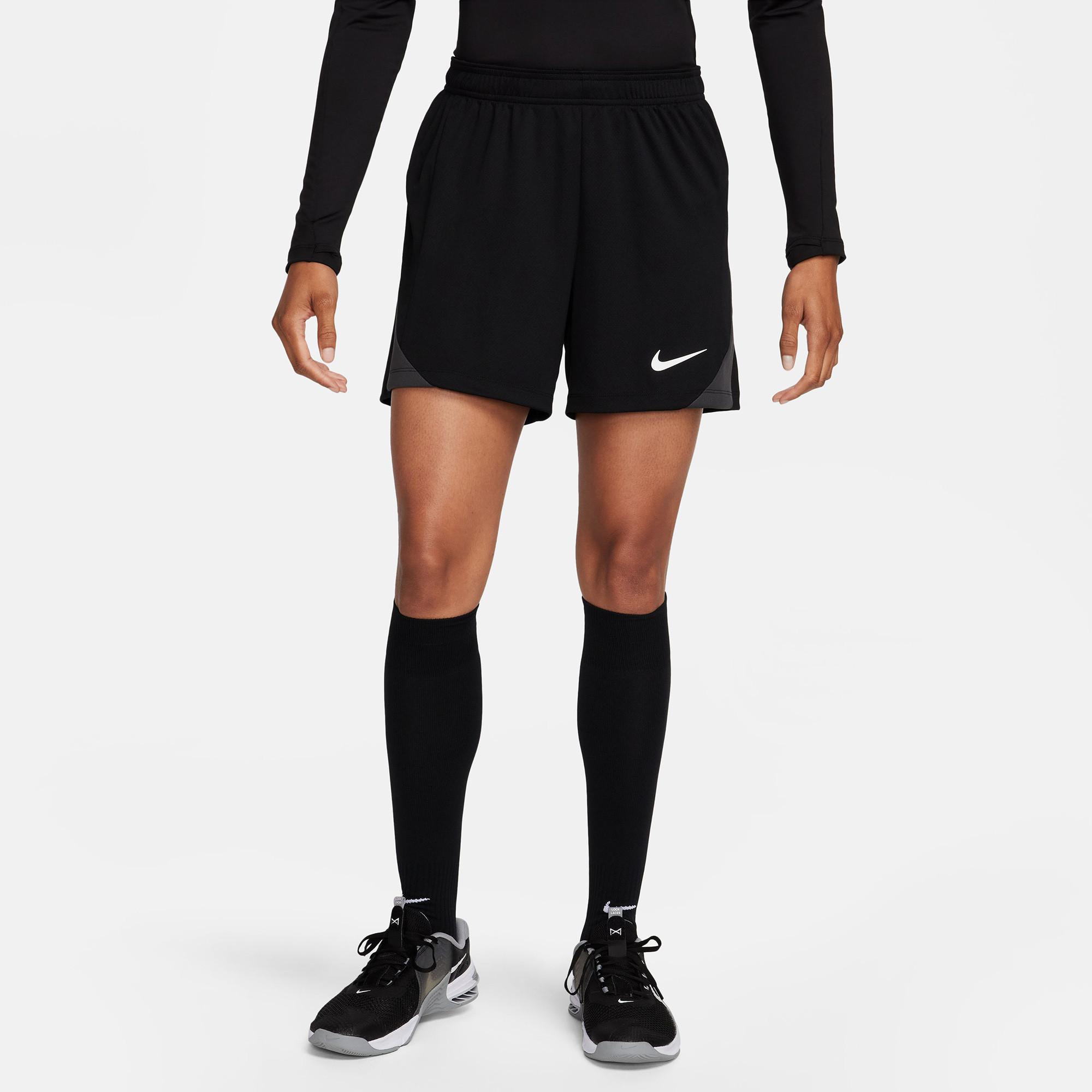 NIKE ShortsRg-Fit Short, Regular Fit 