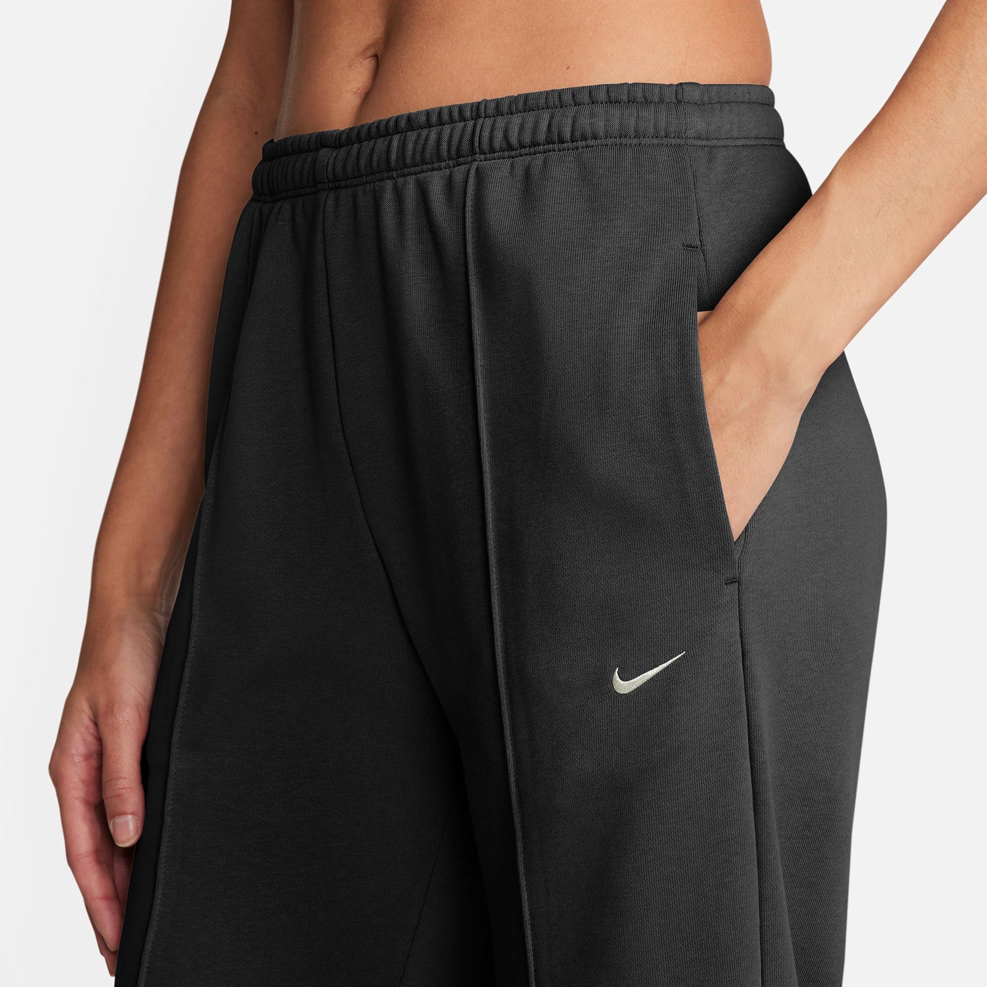 NIKE Trainerhose Pantalon de survêtement 