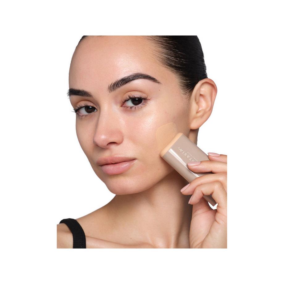 Anastasia Beverly Hills  Beauty Balm Serum Boosted Skin Tint – Baume teinté 