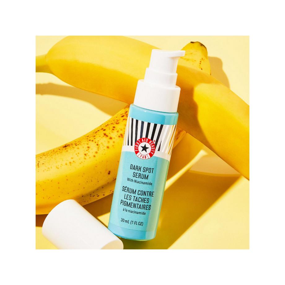 FIRST AID BEAUTY  Dark Spot Serum - Serum anti-tâches pigmentaires à la Niacinamide 