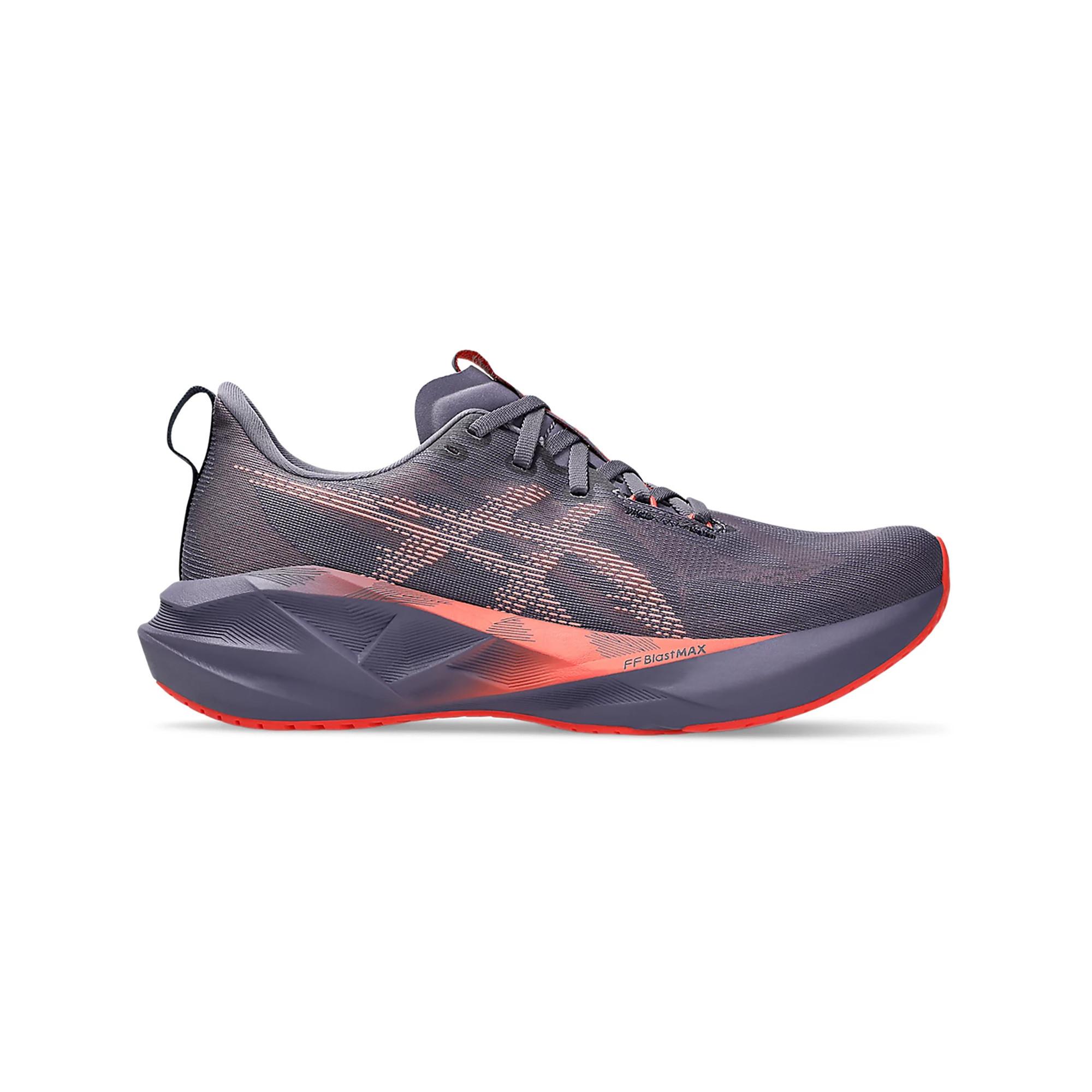 asics NOVABLAST 5 Men Scarpe da corsa 