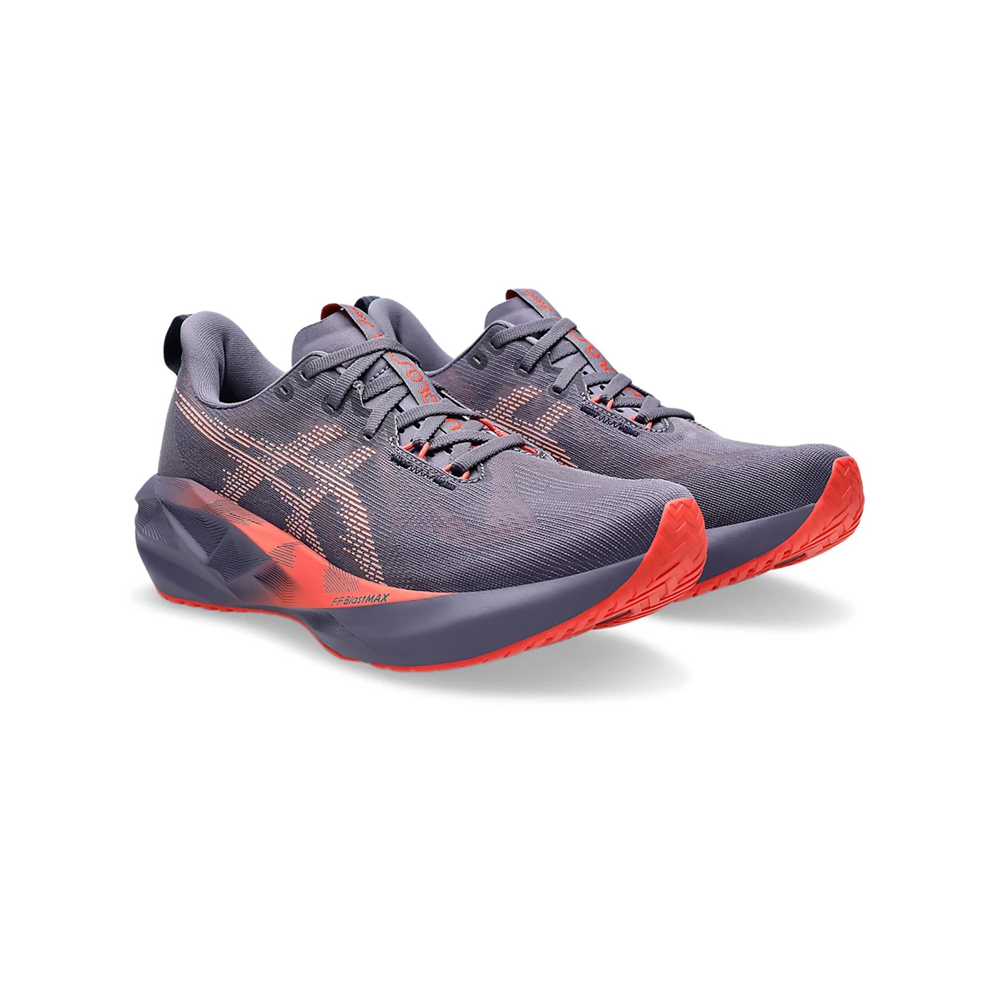 asics NOVABLAST 5 Men Scarpe da corsa 