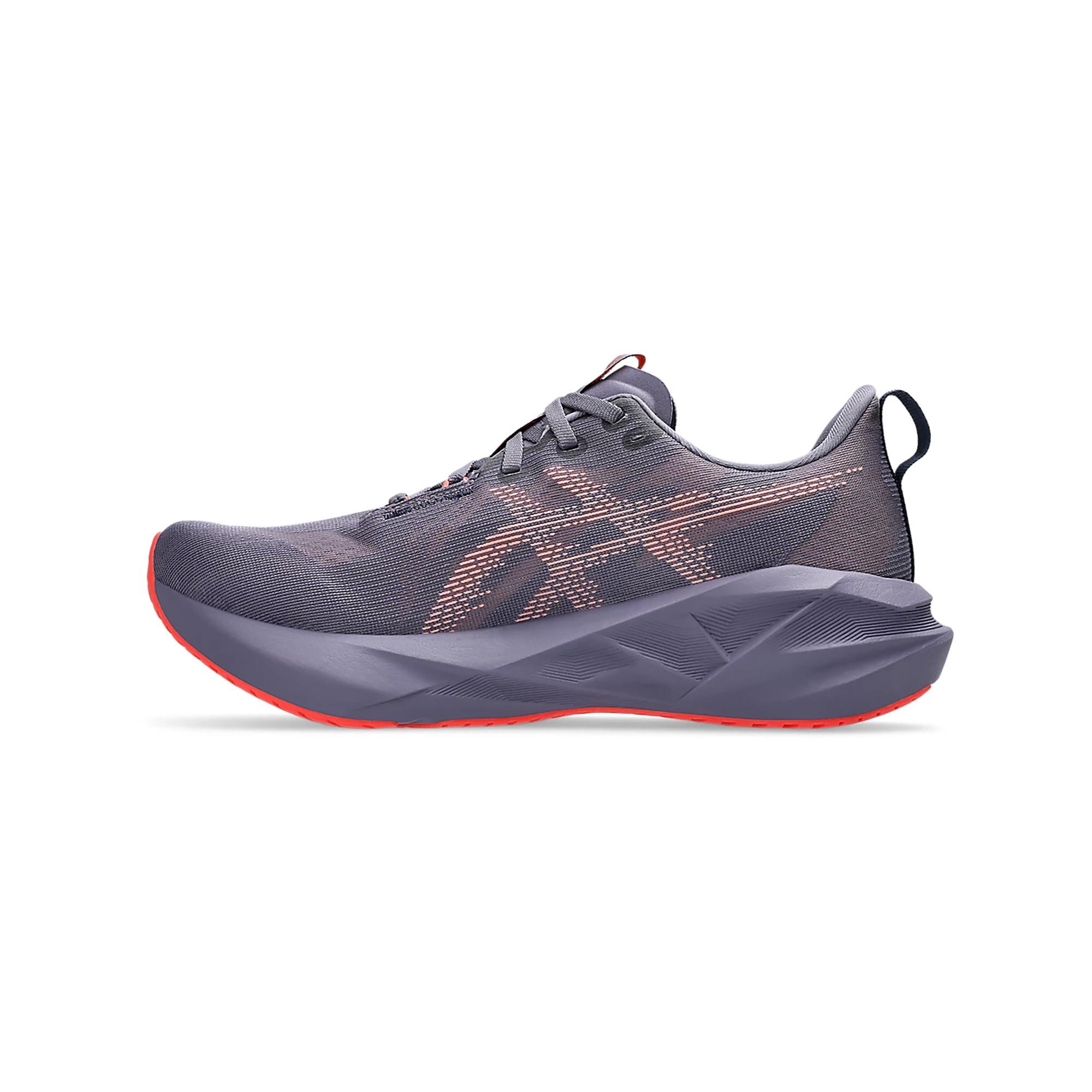 asics NOVABLAST 5 Men Chaussure running 