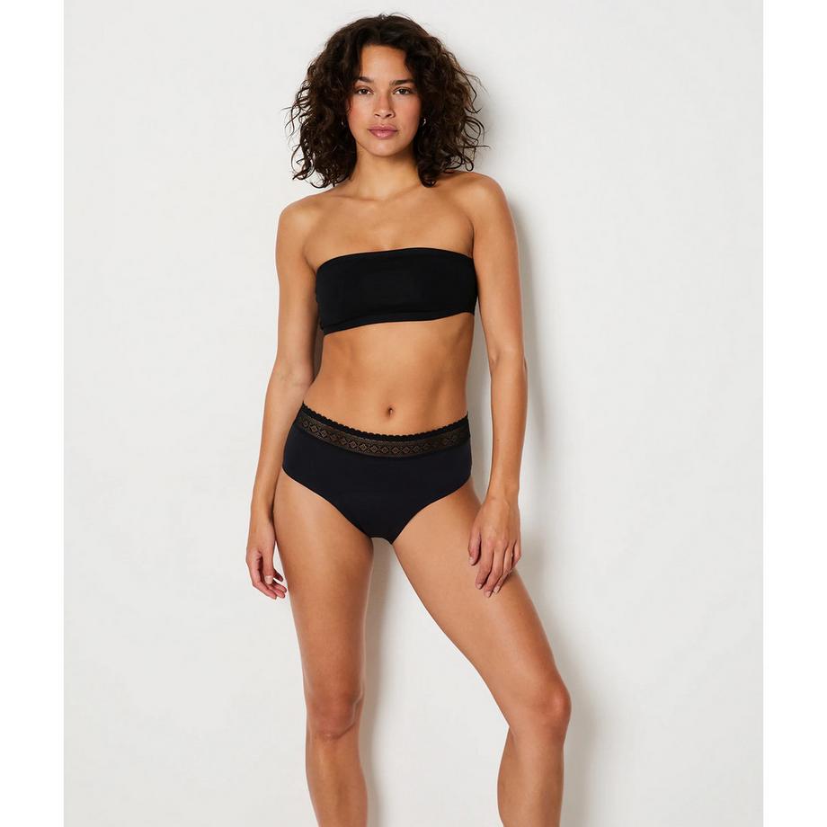 Etam Shorty Culotte avec Bordure en Dentelle  