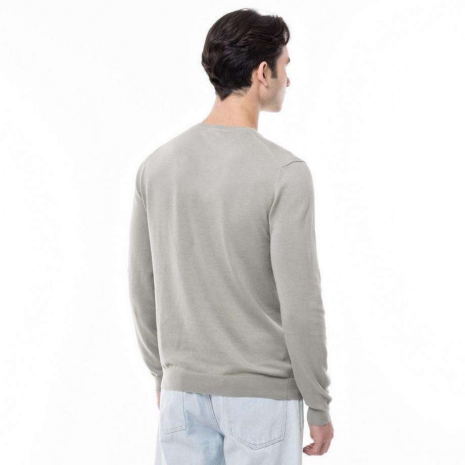 Manor Man V-Neck Pullover  
