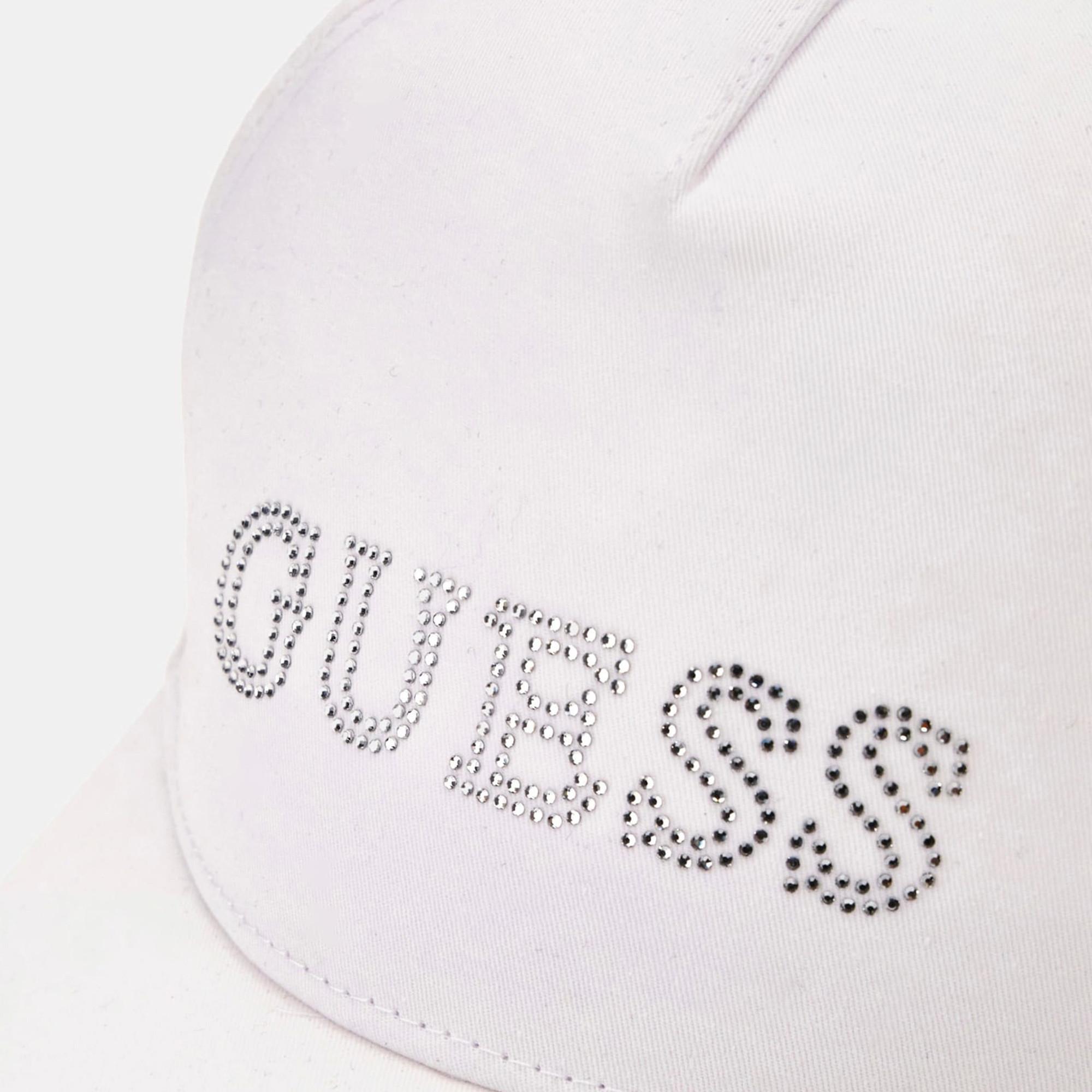 GUESS  Cap 