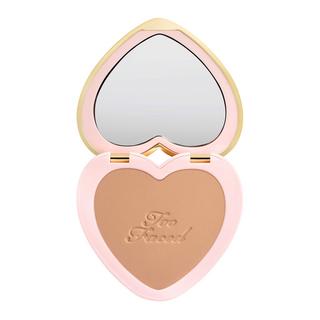 Too Faced  Born This Way Soft Blur Flexible Finish Setting Powder 