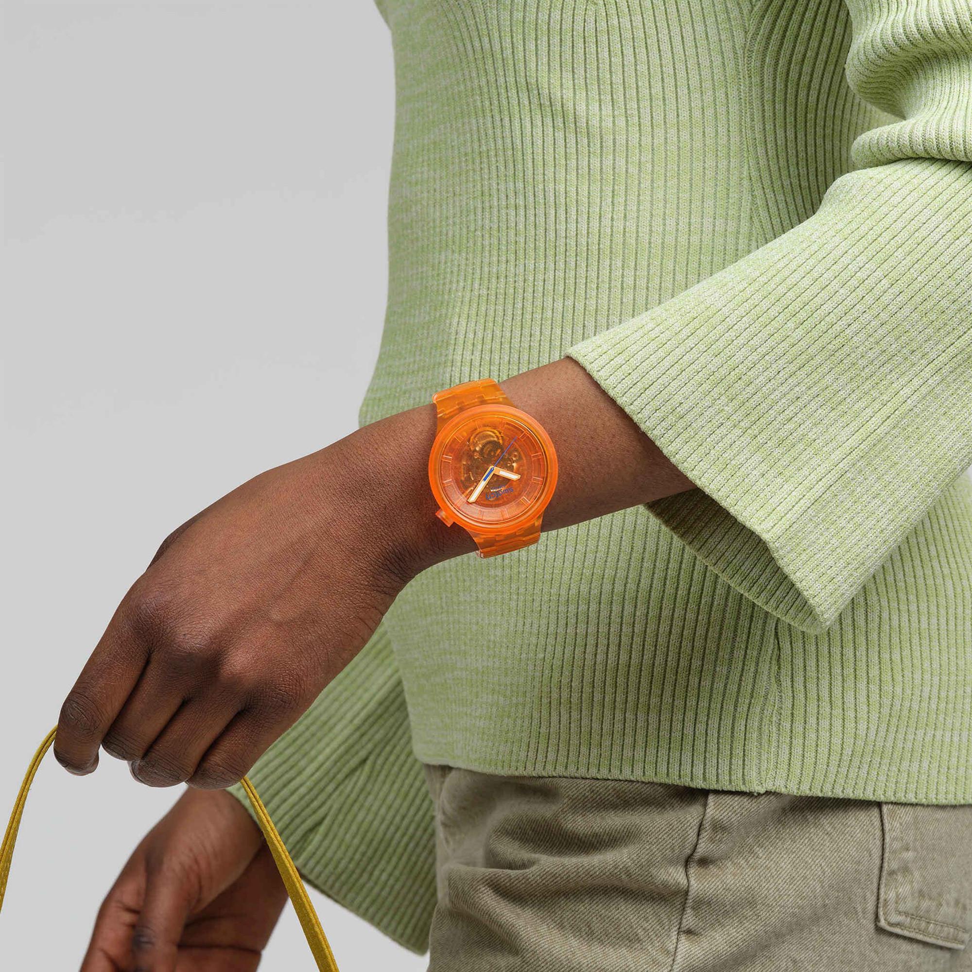 swatch ORANGE JOY Horloge analogique 