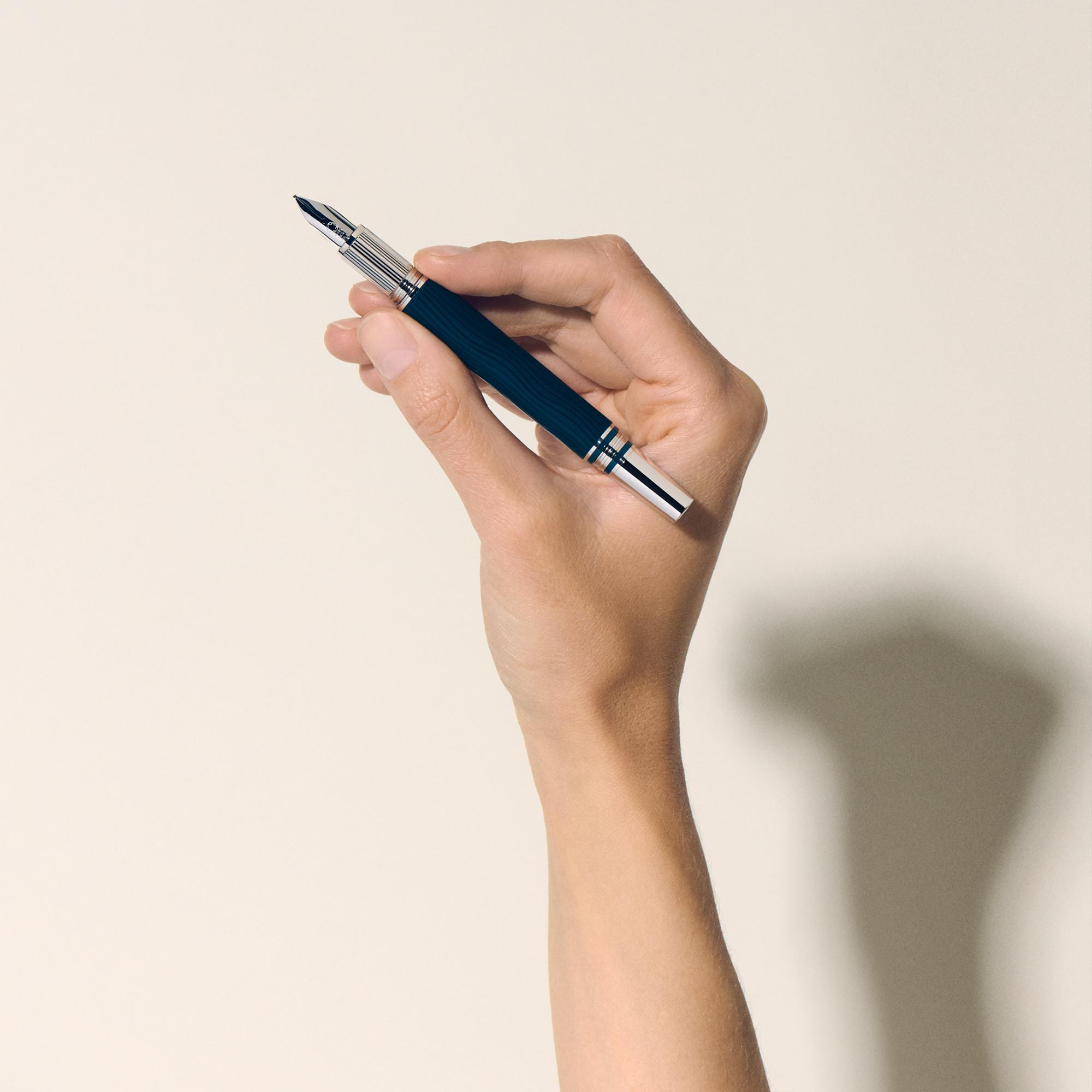 MONTBLANC Füllfederhalter StarWalker 