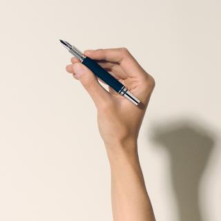 MONTBLANC Füllfederhalter StarWalker 