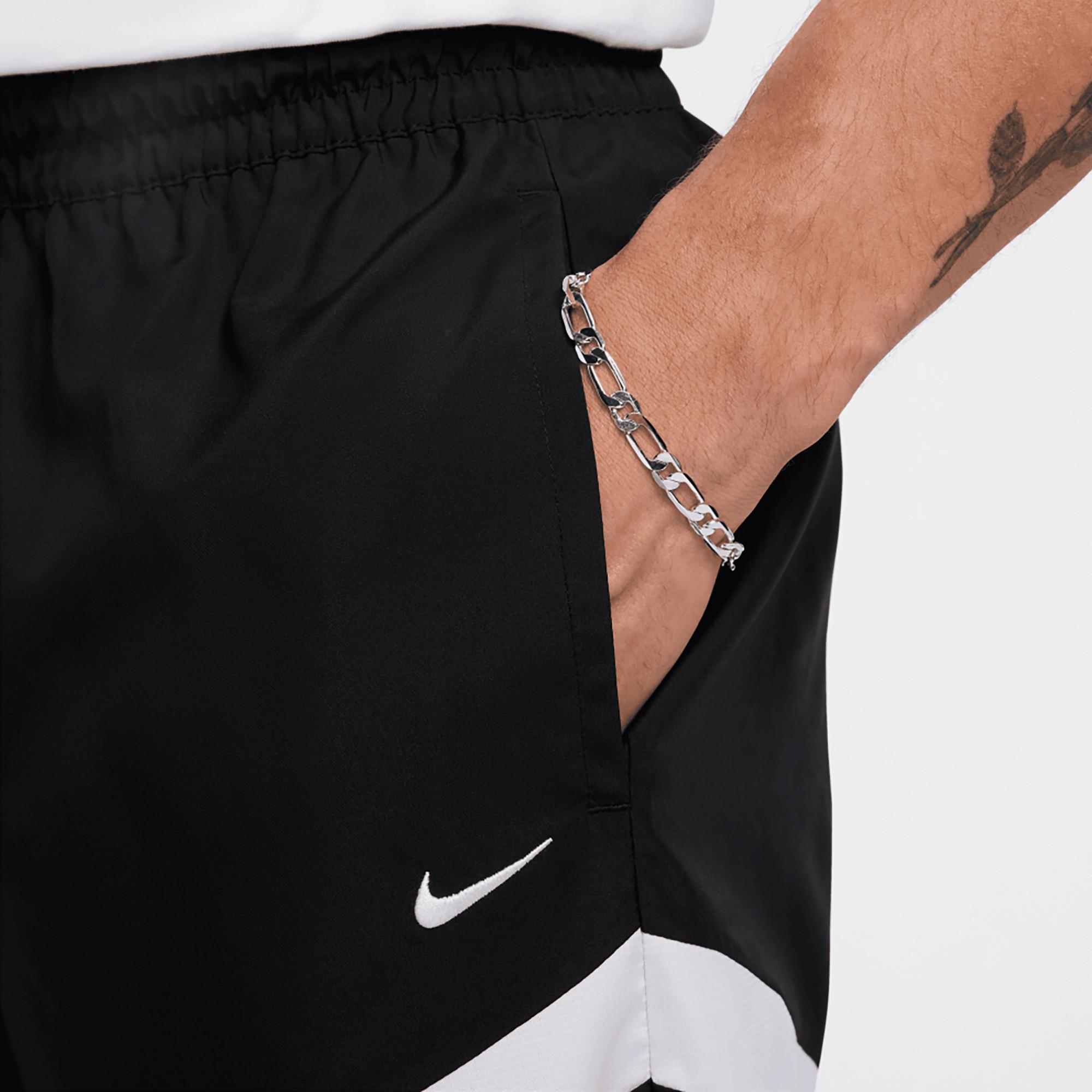 NIKE  Shorts, Regular Fit 