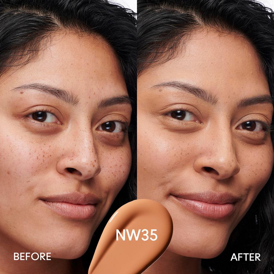 MAC Cosmetics  Studio Radiance 24Hr Luminous Lift Concealer 
