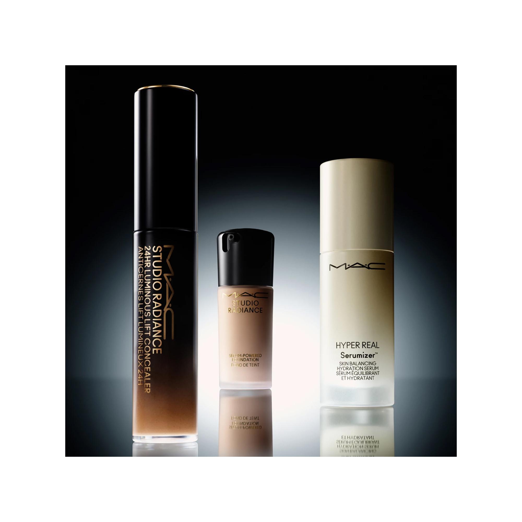 MAC Cosmetics  Studio Radiance 24Hr Luminous Lift Concealer 