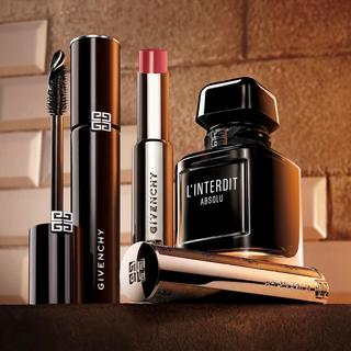 GIVENCHY  Le Rouge Interdit Satin - Rossetto dal finish satinato 