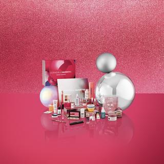 SEPHORA FAVORITES  Adventskalender - 26 Produkte für Make-up, Pflege, Haarpflege und Parfum 