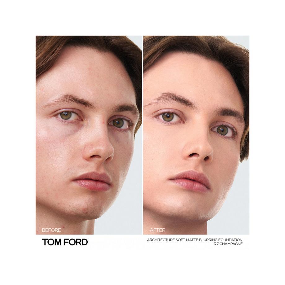 TOM FORD  Architecture Soft Matte Blurring Foundation 