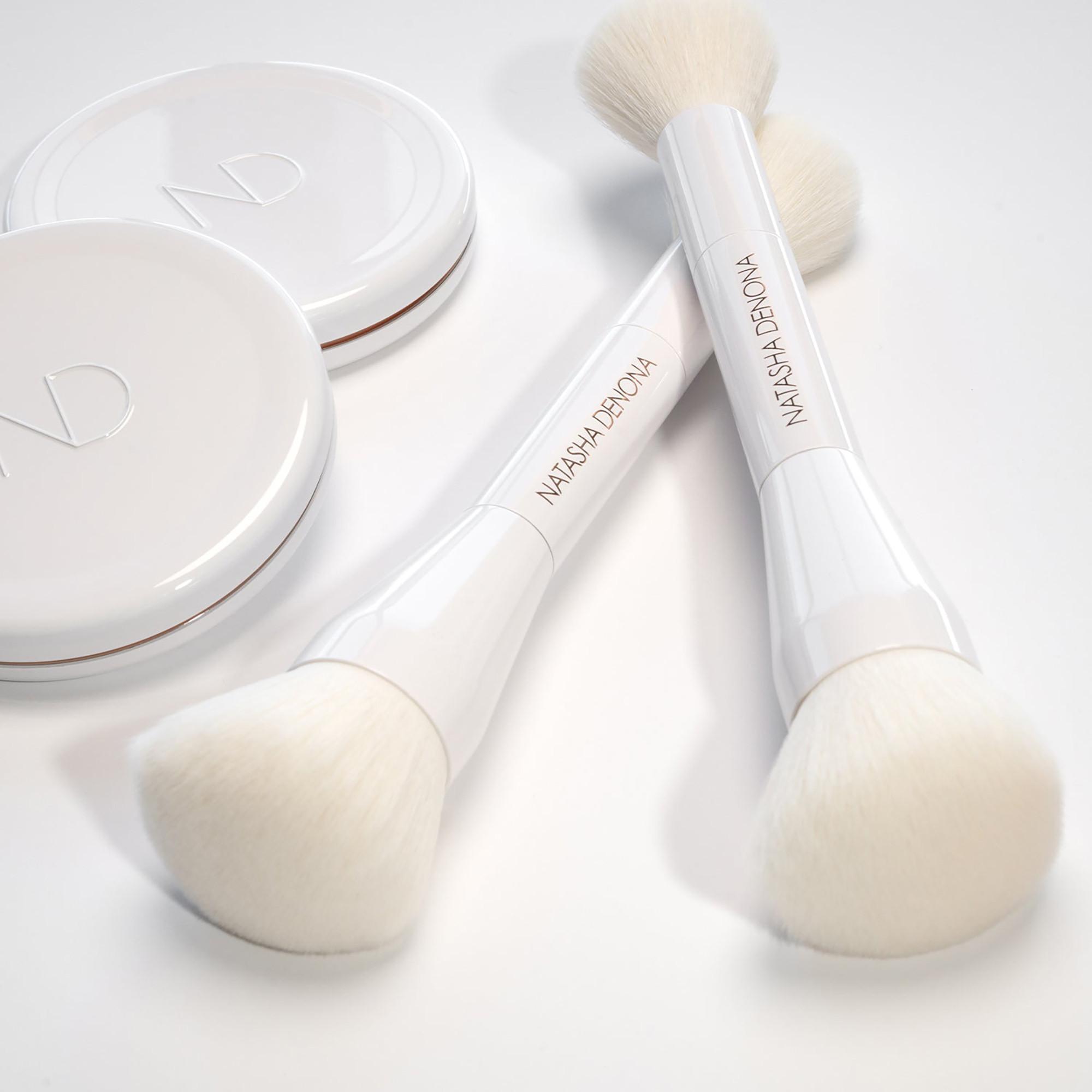 NATASHA DENONA  HY-GEN FACE BRUSH - Gesichts- und Highlighterpinsel mit zwei Enden 