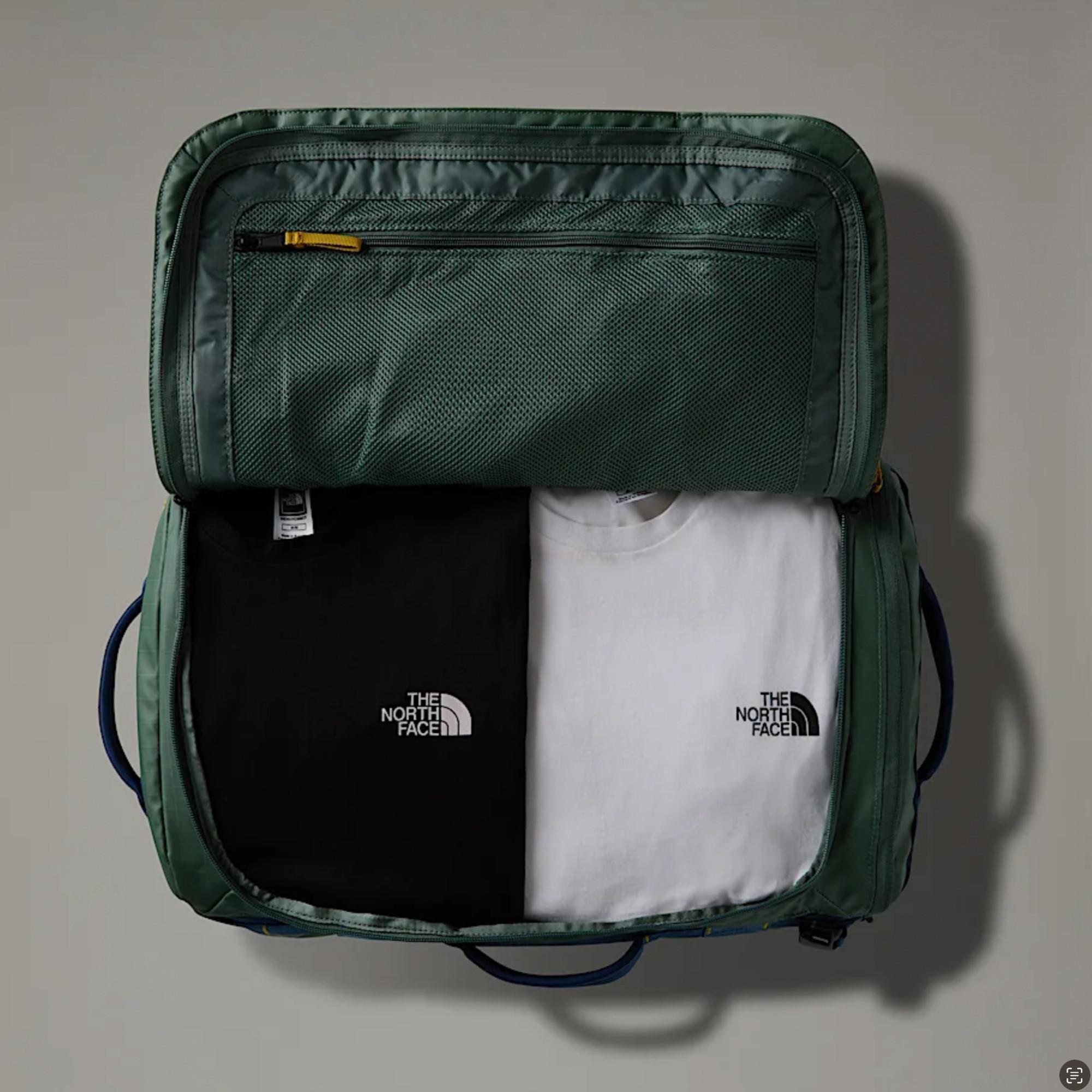 THE NORTH FACE BASE CAMP VOYAGER DUFFEL Duffle Bag\n 