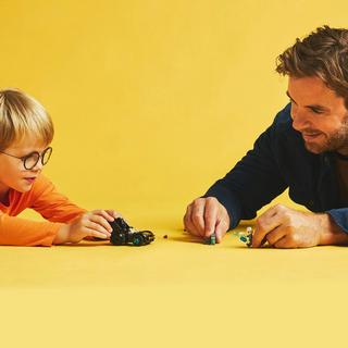 LEGO®  76301 Batman™ et la Batmobile™ contre Mr. Freeze™ 