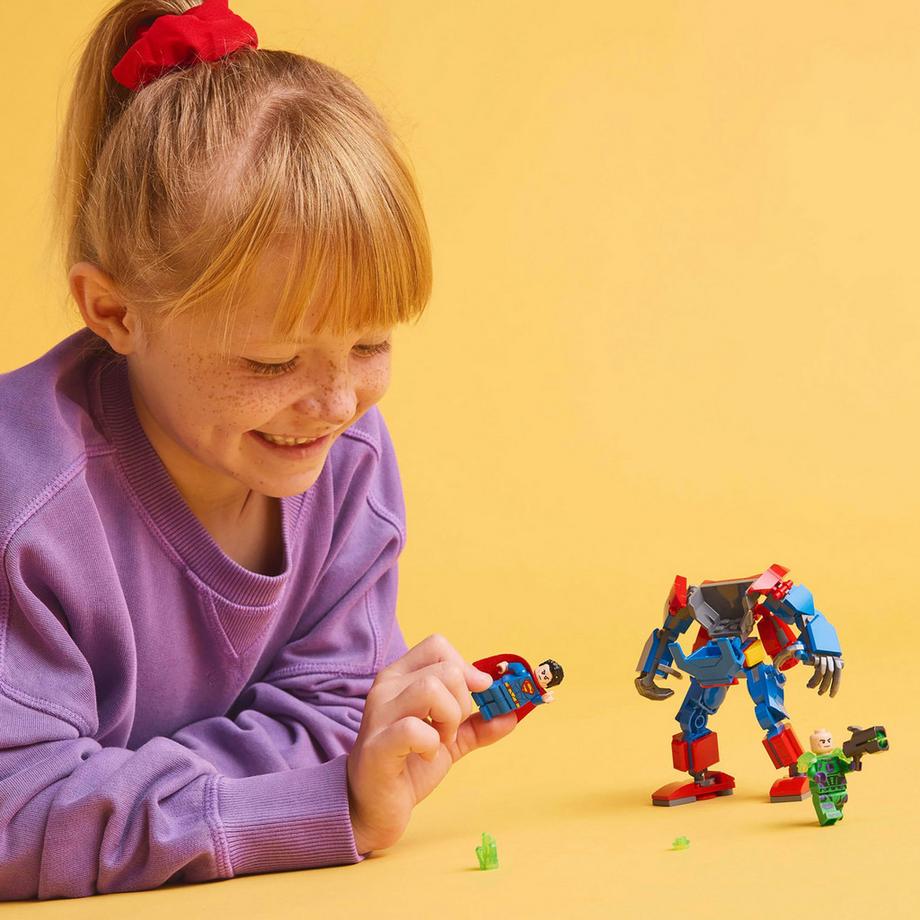 LEGO®  76302 Superman™ Mech vs. Lex Luthor™ 