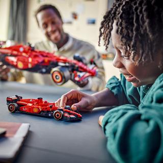 Lego Technic  42207 Ferrari SF-24 F1 Rennauto 