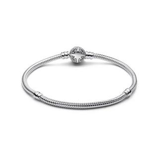 PANDORA Pandora Moments Bracelet 