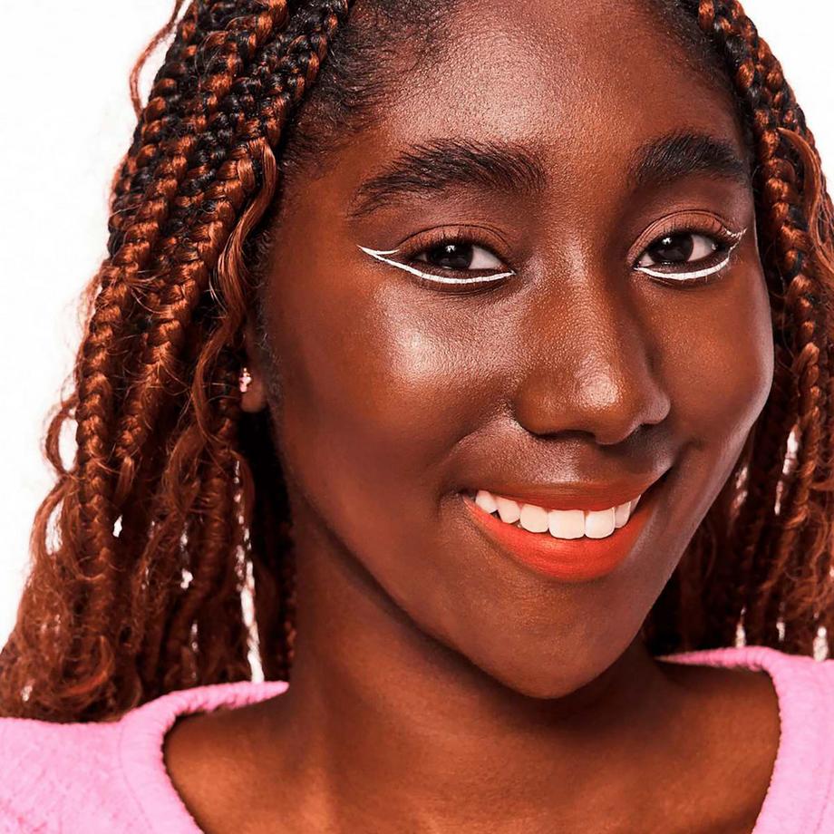 essence COLOUR it! Liquid Eyeliner 