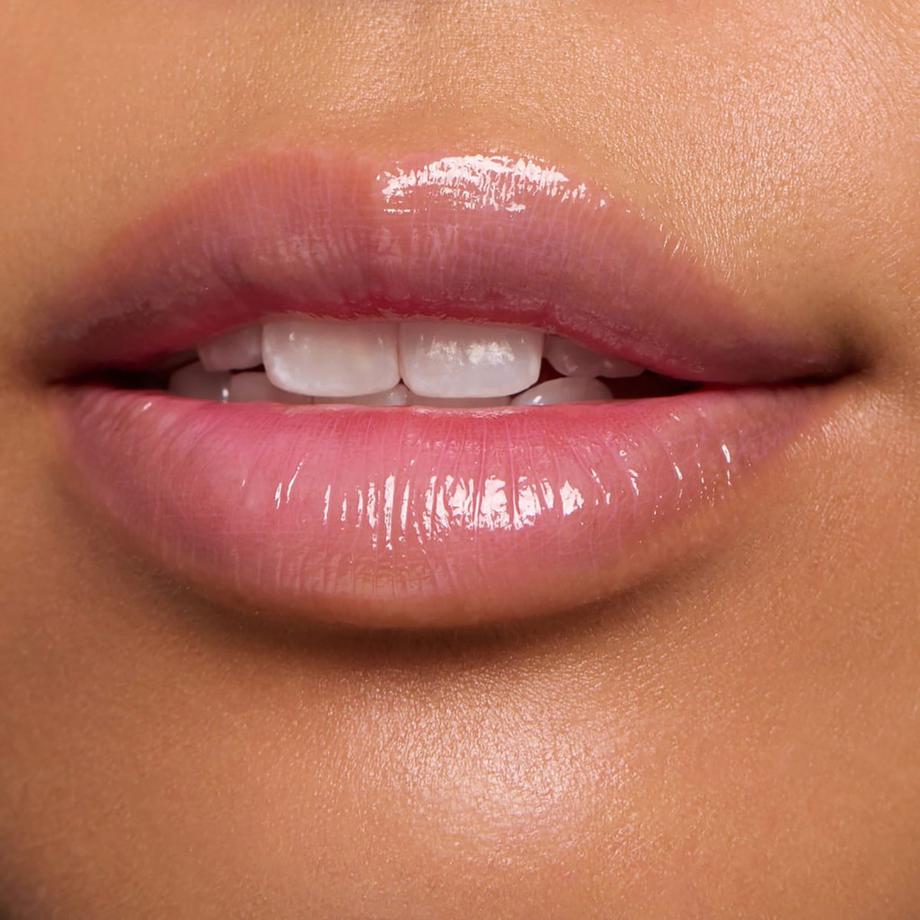 essence Juicy Bomb Glossy Butter Balm 