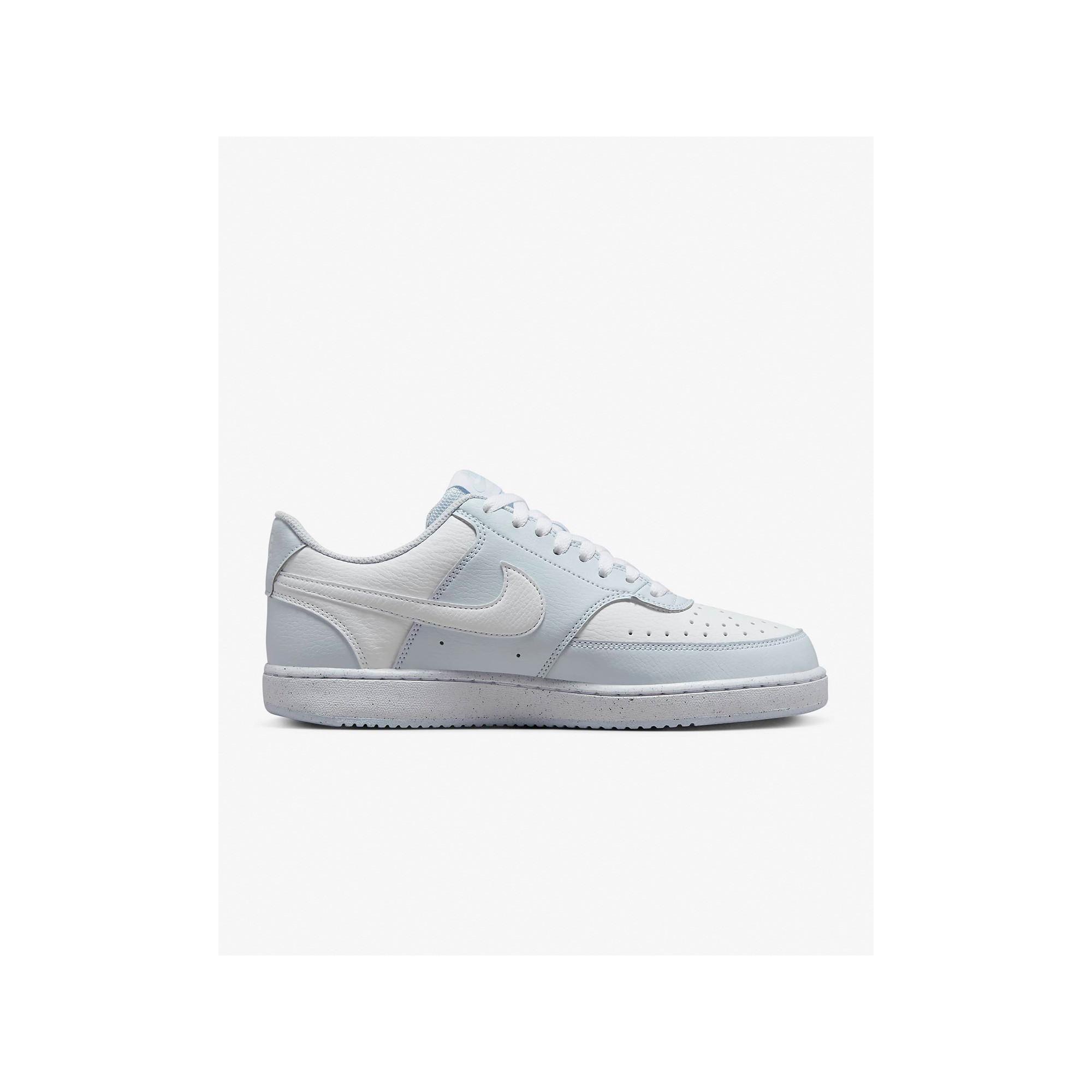 NIKE Wmns Court Vision Low Next Nature Sneakers, Low Top 