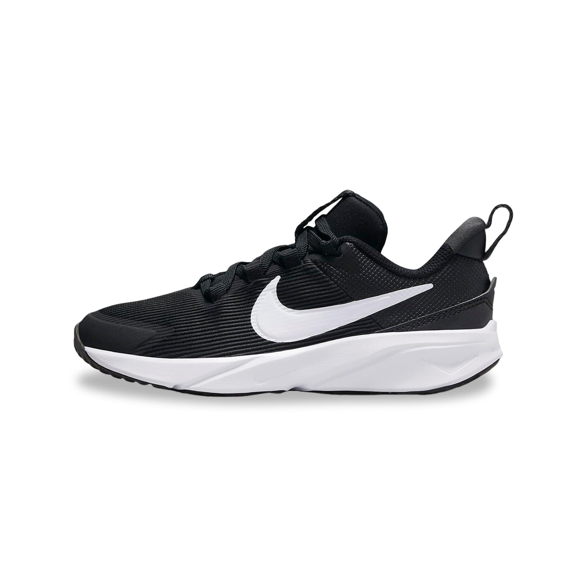 NIKE Nike Star Runner 4 Sneakers, basses 