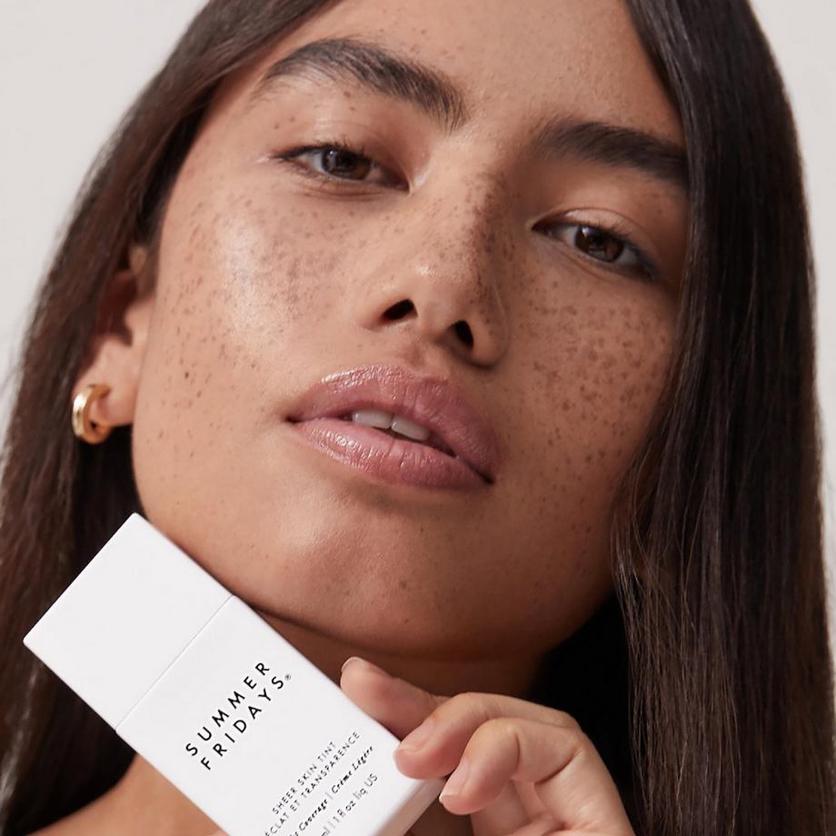 SUMMER FRIDAYS  Sheer Skin Tint - Hyaluronsäure + Squalan 