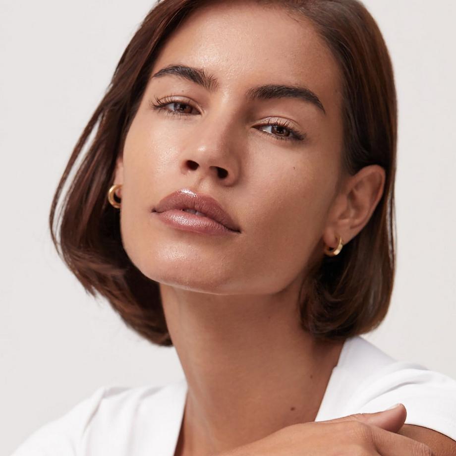 SUMMER FRIDAYS  Sheer Skin Tint - Acido ialuronico + squalano 