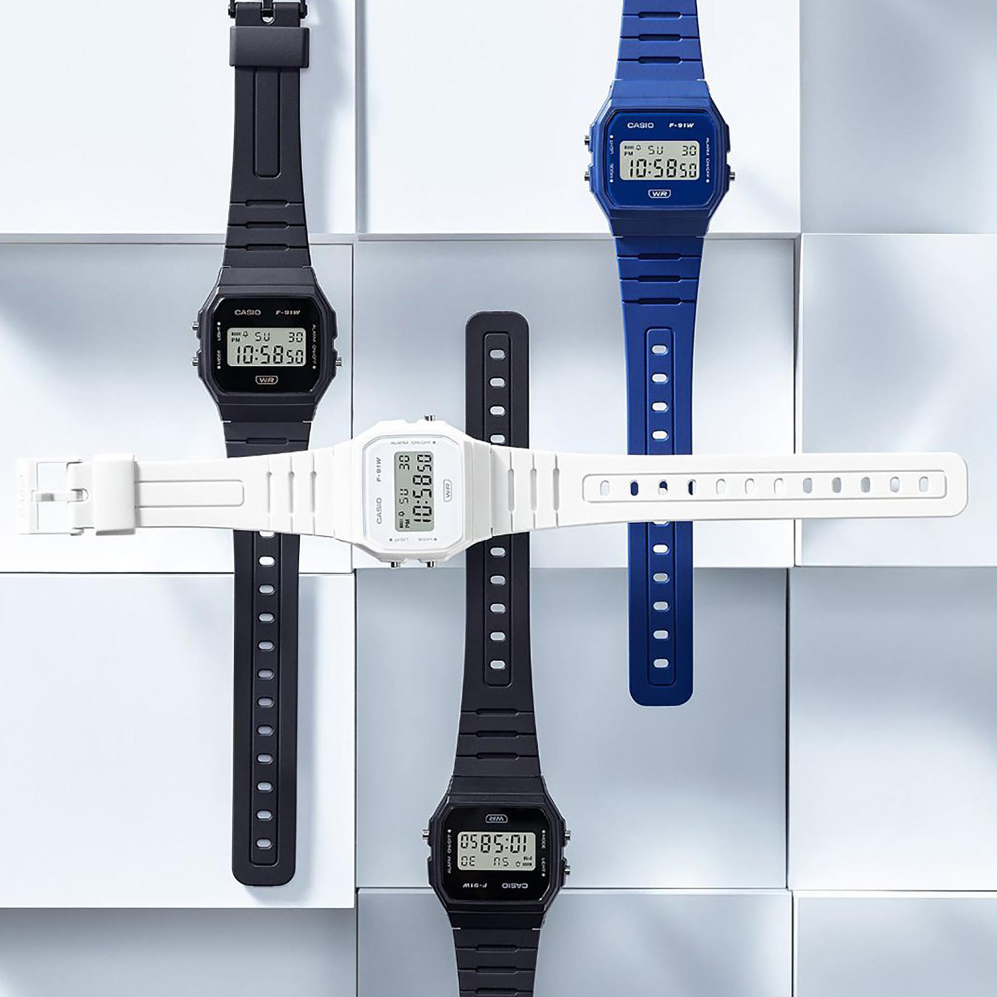 CASIO TIMELESS COLLECTION Orologio digitale 