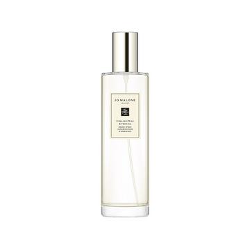 English Pear & Freesia Room Spray