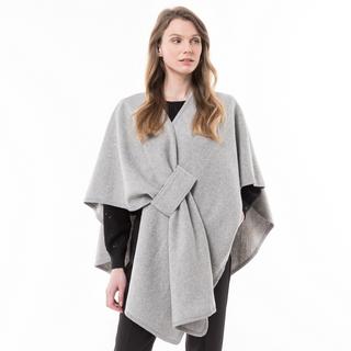 Manor Woman  Poncho 