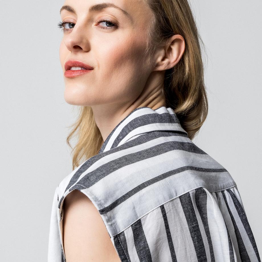 Manor Woman Gestreifte ärmellose Bluse  