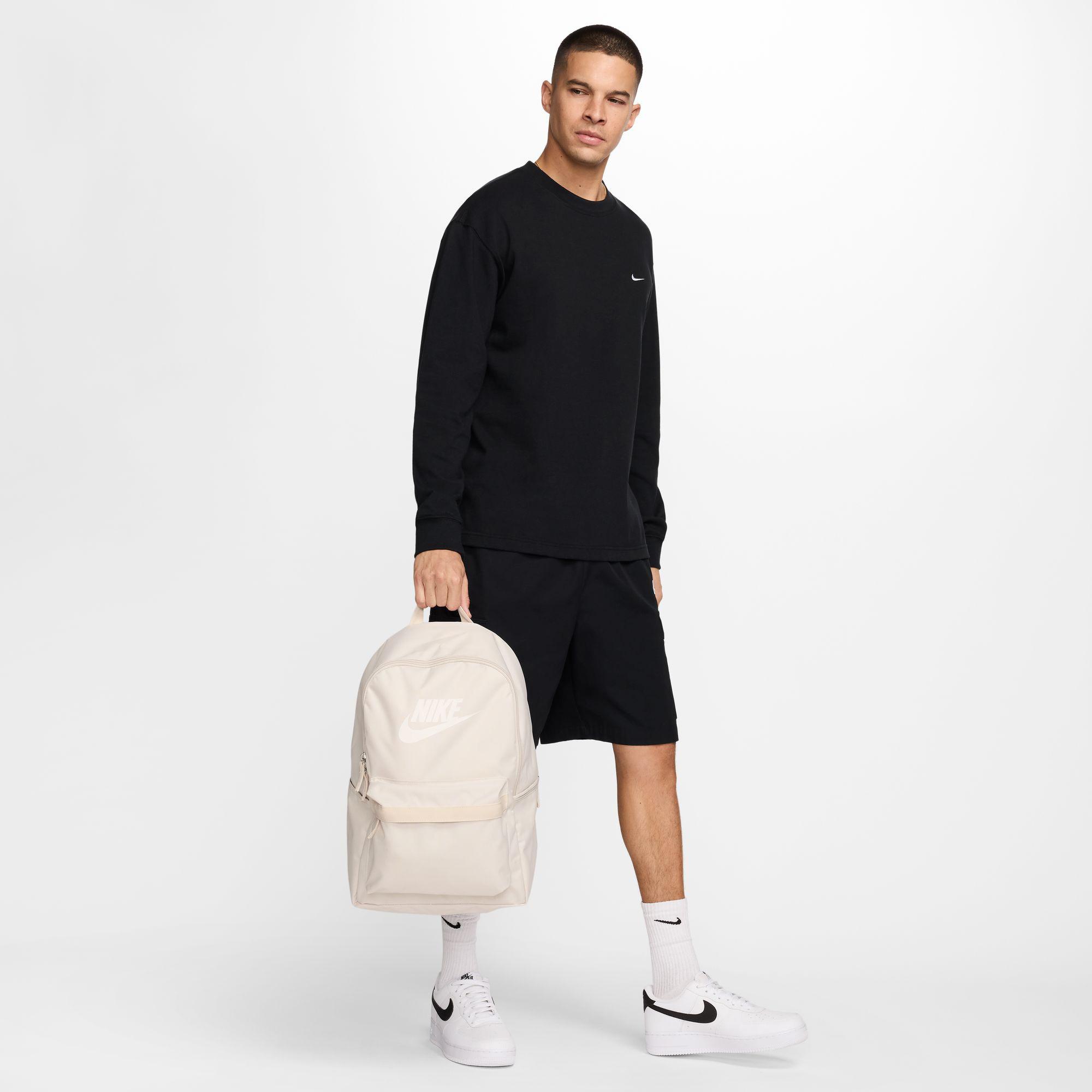 NIKE Rucksack Heritage 