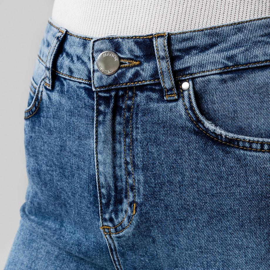 Manor Woman Slim Fit Jeans  