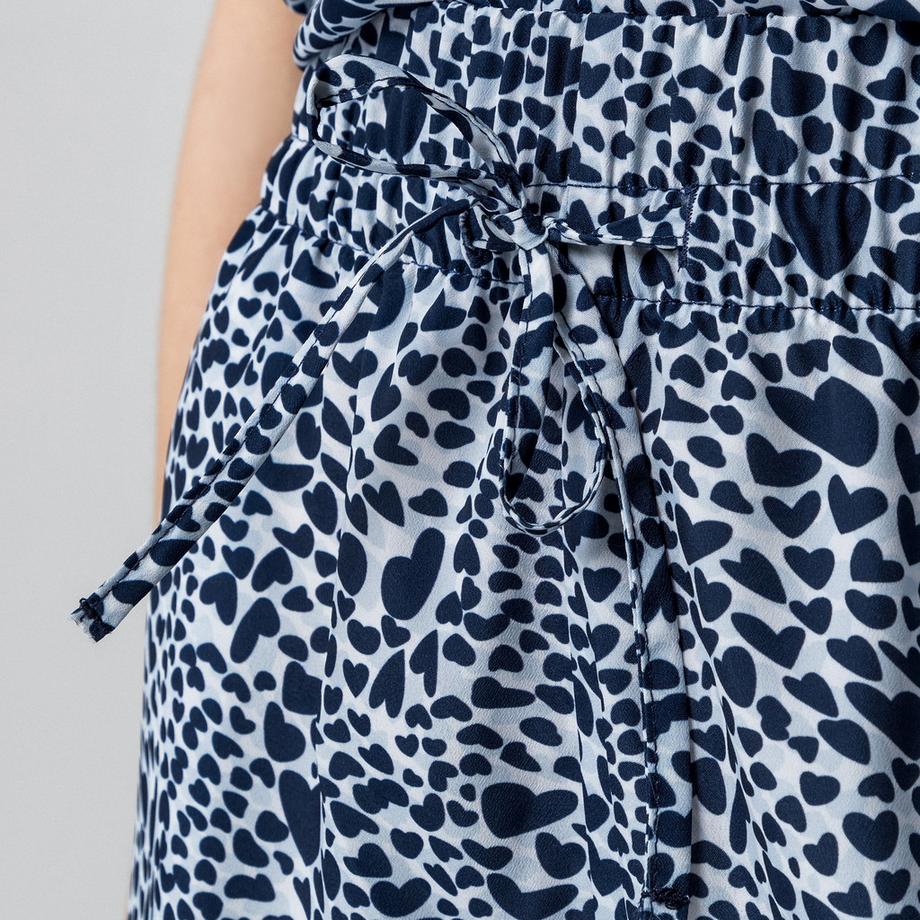 Manor Woman Paisley Print Shorts  