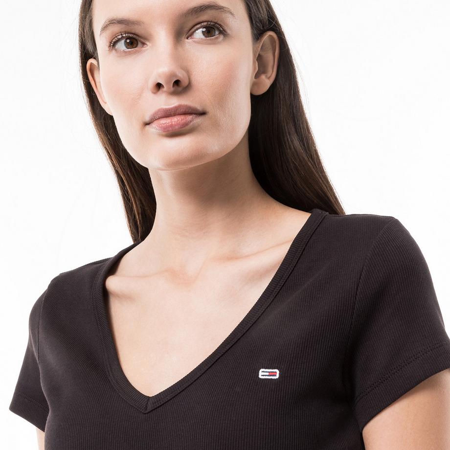 TOMMY JEANS TJW Slim Essential Geripptes V-Ausschnitt T-Shirt  