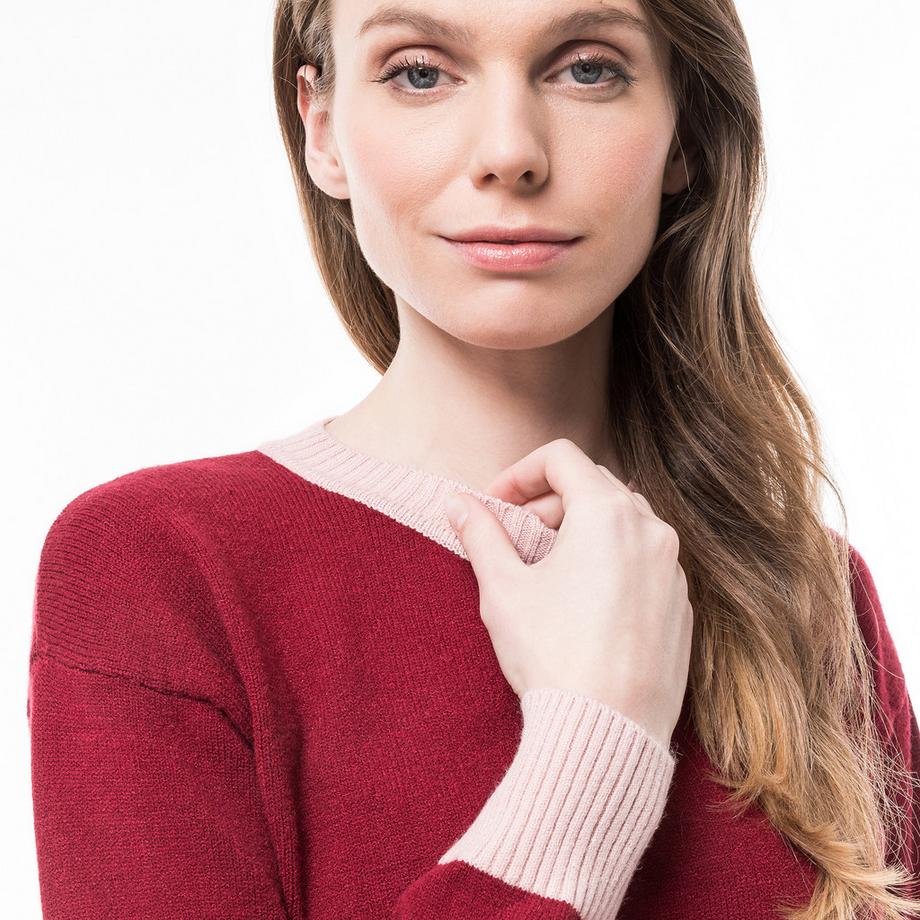 Manor Woman Pullover Two-Tone Classic Fit  