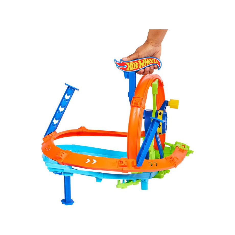 Hot Wheels  Action Loop & Crash 