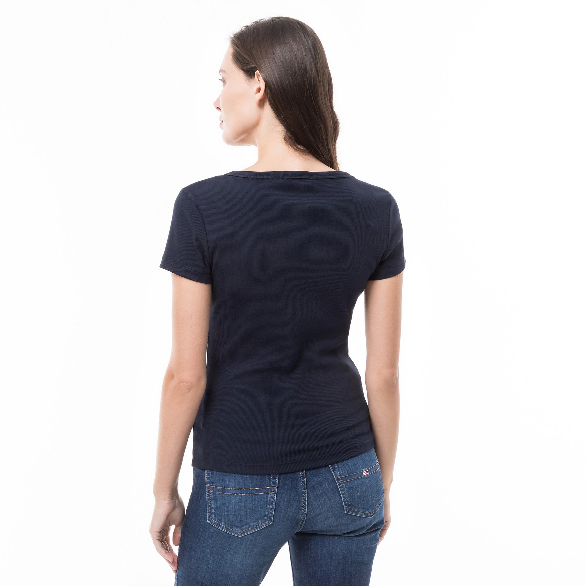 TOMMY JEANS TJW Slim Essential Geripptes V-Ausschnitt T-Shirt  